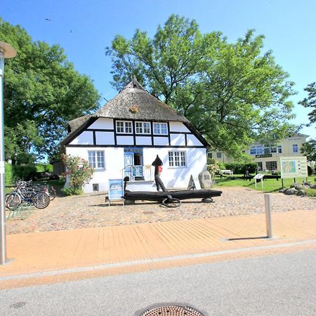 Fewo Mit Terrasse, Gratis Nutzung Vom Ahoi Erlebnisbad Und Sauna In Sellin - Haus Blick Zur See Fewo 13 Goehren  Extérieur photo