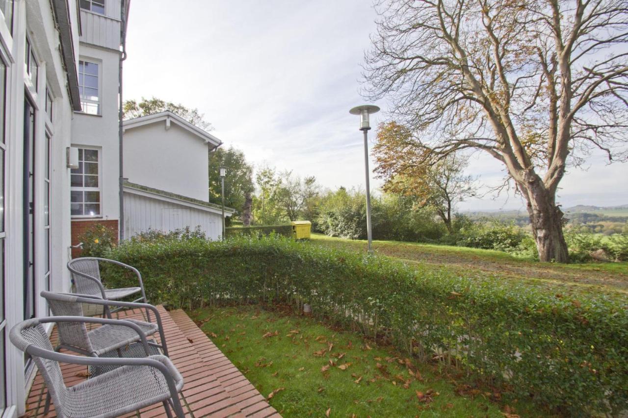 Fewo Mit Terrasse, Gratis Nutzung Vom Ahoi Erlebnisbad Und Sauna In Sellin - Haus Blick Zur See Fewo 13 Goehren  Extérieur photo